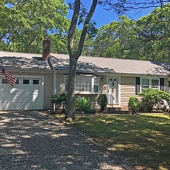Quiet 3BR Ranch - Little Dog Friendly! (2033)