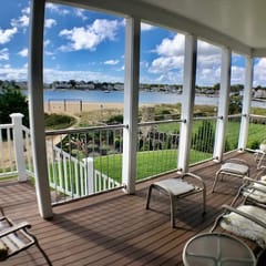 Waterfront Grandeur on Bayview Beach (2198)