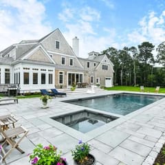 Luxury rental home!! Beach across the street. RPMS062