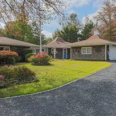 Spacious Home With Private Yard Close to Beach Abutting Conservation (2397)