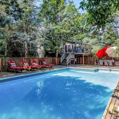 Spacious Home With Private Heated Pool (2389)