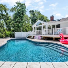 Hyannis Hideaway: Pool, Beaches & Main Street Fun RPAM114