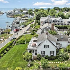 Close to Beach, Harbor Out Front, Village Around the Corner! RPAM122