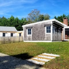 Quiet Neighborhood .2 miles to Skaket Beach (1193)