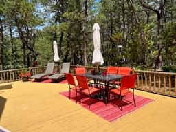Lovely Post & Beam Near Indian Neck (1224) - Image 2