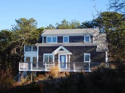 Attractive 3BR Cape Home Close to Indian Neck Beach (1430) - Image 2