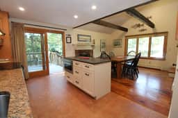 Unique Saltbox Near Dyer Pond (1264) - Image 4
