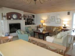 Beachfront Home with Stunning Views (1464) - Image 5