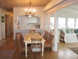 Beachfront Home with Stunning Views (1464) - Image 3