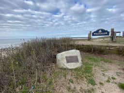 3 BR Cottage with Beach Access (1689) - Image 3