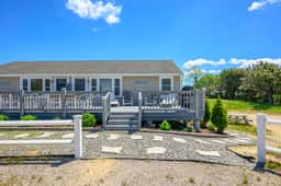 Cozy Duplex Retreat Close to Beaches! (1814) - Image 4