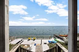 Waterfront Provincetown 4 Bedroom!! (1872) - Image 3