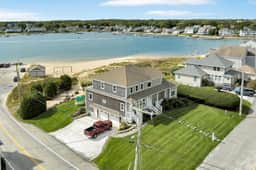 Waterfront Grandeur on Bayview Beach (2198) - Image 2