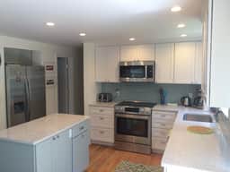 Updated Vacation Home Close to Town and Beaches (2221) - Image 4