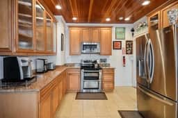 Beachfront Home Perfect For Large Groups! RPAM003 - Image 5