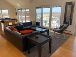 Expansive 5BR Custom Home - Short Stroll to Mants Beach (2185) - Image 3