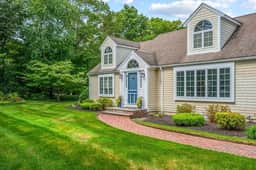 Classic Cape with heated pool and lovely landscaped yard! RPMS004 - Image 5