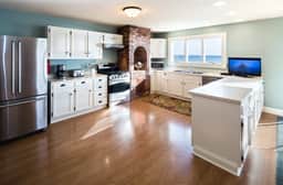 Large waterfront family home in a great location, spectacular views! RPSH003 - Image 3