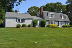 Pool home in desirable area of Osterville.  RPMS039 - Image 3