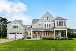 Luxury rental home!! Beach across the street. RPMS062 - Image 2