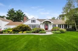 Pool rental in exclusive gated community of Oyster Harbors  RPMS074 - Image 3