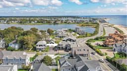 Large Falmouth Heights Home Sleeps Up to 17 RPAM030 - Image 2