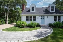 Centrally Located Hyannis Home Close To It All RPAM080 - Image 4
