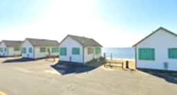 Bay Front Days Cottage #12 (2254) - Image 4