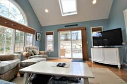Sprawling Home With Great Outdoor Space (2288) - Image 5