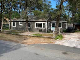 Beautiful, Immaculate Bayside Home (CS0005) - Image 2