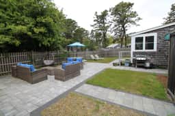 Stunning Private Yard, Close to Town & Beaches (2305) - Image 3
