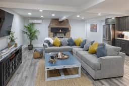 Lower Level Apartment Close to Town and Beaches (2314) - Image 5