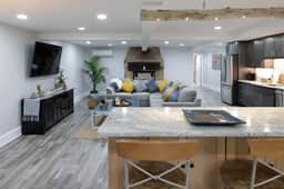 Lower Level Apartment Close to Town and Beaches (2314) - Image 4