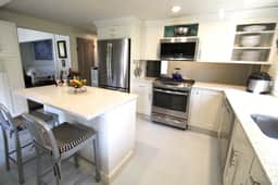 Cape Cod Gem With Accessibility To Down Town Main Street (2347) - Image 5