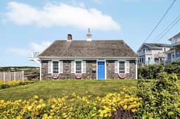 Water View Retreat Overlooking Colonial Acres Beach (2341) - Image 4