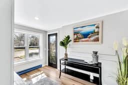 Perfectly Located Large House Just Steps From The Beach! RPAM066 - Image 4