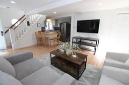 Private Cottage Tucked Close to Beaches and Town (2412) - Image 4