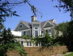 Expansive Home With Gorgeous Bay Views! (1052) - Image 2