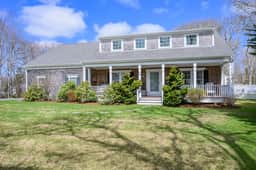 A Luxurious Harwich Retreat with a Private Pool 2444 - Image 3