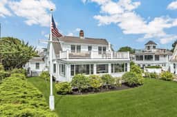 Close to Beach, Harbor Out Front, Village Around the Corner! RPAM122 - Image 4