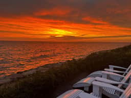 Beachfront on Cape Cod Bay in Eastham! (1039) - Image 2