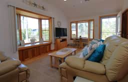 Cute Cottage Near Bay and Ocean Beaches(2436) - Image 4