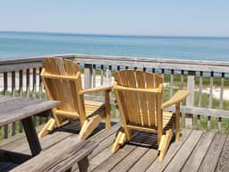 Amazing Views from this Beachfront Condo (1143) - Image 2