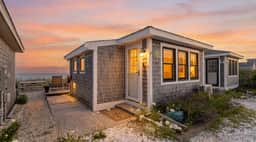 Decadent Beachside Cottage 50 Feet to Waters Edge (2393) - Image 4