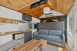 Cozy Bayside Cottage With Huge Outdoor Living Space and Private Beach (2313) - Image 5