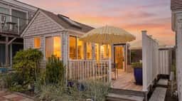 Cozy Bayside Cottage With Huge Outdoor Living Space and Private Beach (2313) - Image 2