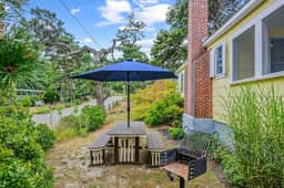Surf Side!  Updated Wellfleet cottage (Cliffside) by the sea!  (CS0056) - Image 2