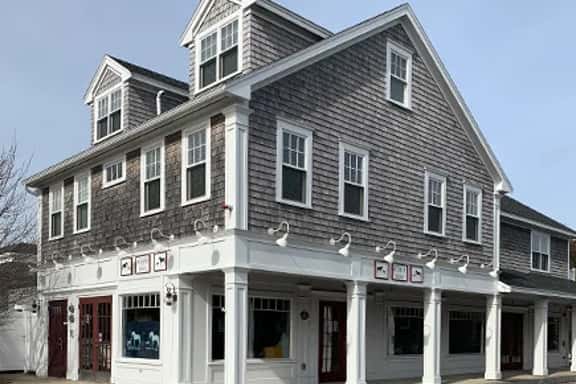 Short Distance to Downtown Harwichport & Beach! (1584) - Image 1