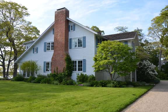 Rare Osterville family in an Unbeatable Location RPMS009 - Image 1
