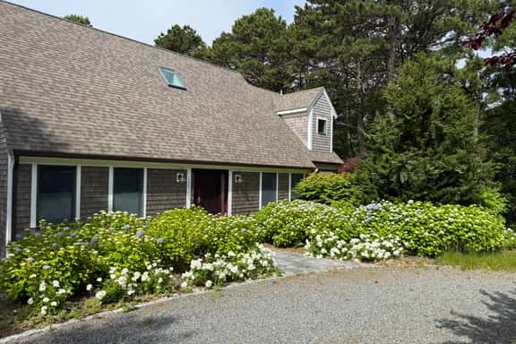 Recently Renovated Sprawling Home (2424) - Image 1